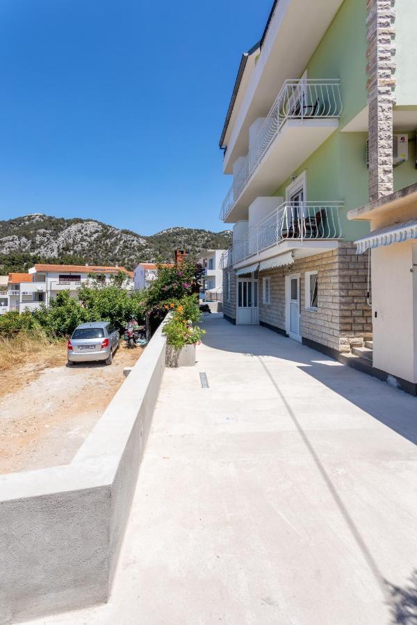 Apartments Luksa - Zf Hvar Hvar Town Exterior photo